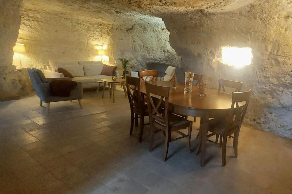 Troglo Entre Caves Et Chateaux 蒙卢索卢瓦尔 外观 照片