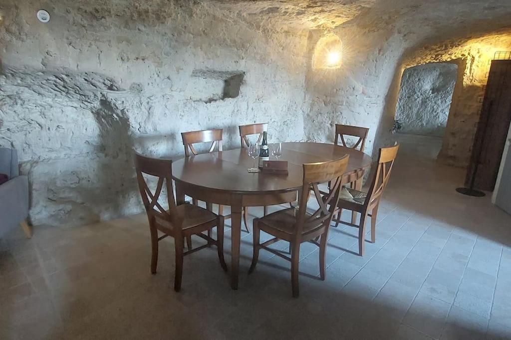 Troglo Entre Caves Et Chateaux 蒙卢索卢瓦尔 外观 照片